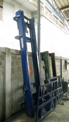ขายเสาFORKLIFTสูง5เมตรพร้อมแผงงาใส่รถยกขนาด1.5ตัน-2ตันราคา50000บาทต่อลองได้