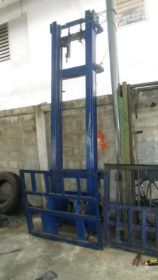 ขายเสาFORKLIFTสูง5เมตรพร้อมแผงงาใส่รถยกขนาด1.5ตัน-2ตันราคา50000บาทต่อลองได้