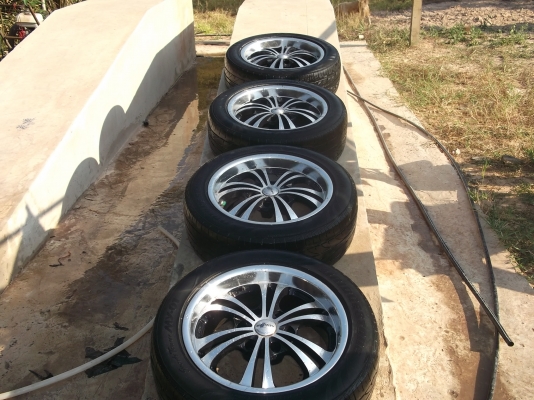 ขายล้อแม็คขอบ17พร้อมยาง