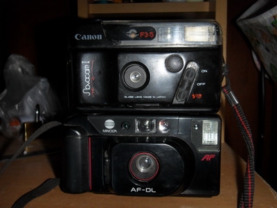 ขายกล้องเก่า น่าเก็บสะสม คลาสสิค มีสองตัวไม่แพง