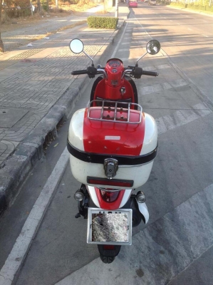 ขออนุญาติขาย HONDA Scoopy-i  110 cc.มือเดียว สีขาวแดง หัวฉีด