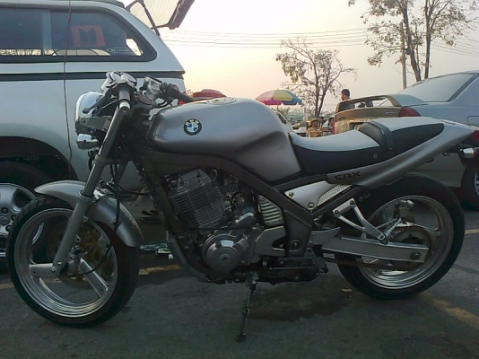 พี่ฝากมาลงขาย yamaha SRX400 สภาพสดมากๆครับ พี่ฝากมาลงขาย yamaha SRX400 สภาพสดมากๆครับ