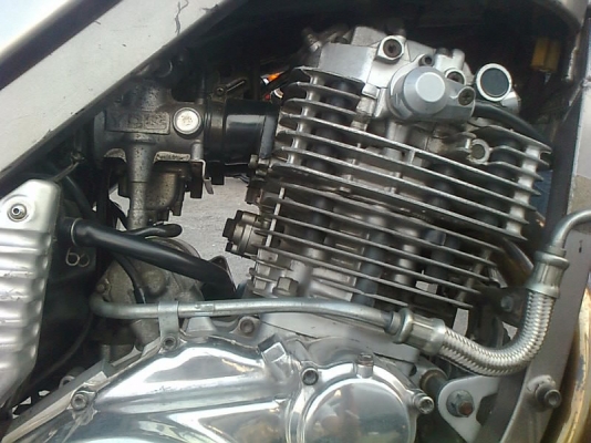 พี่ฝากมาลงขาย yamaha SRX400 สภาพสดมากๆครับ พี่ฝากมาลงขาย yamaha SRX400 สภาพสดมากๆครับ