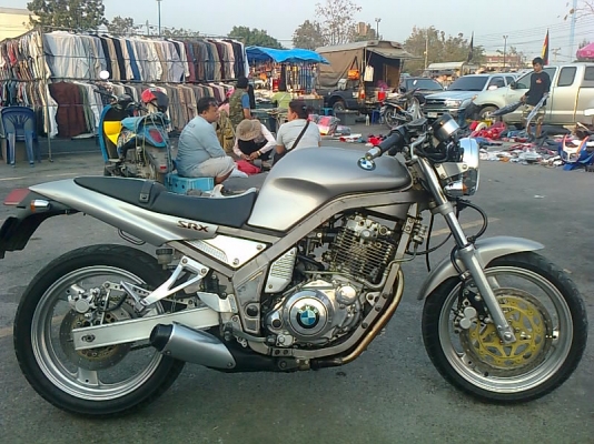 พี่ฝากมาลงขาย yamaha SRX400 สภาพสดมากๆครับ