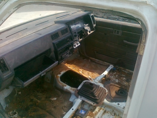 ขายคัสซีบิ๊กเอ็ม19000บาท คัสซีสวยมากๆน่าเสียดายก่อนจะชั่งกิโลขาย มีหัวเก๋งและกระบะแยกขาย2ชิ้นราคา18000บาท เผื่อใครเอาไปทำที่ปลูกผักปลอดสารพิษไว้ทาน สภาพตามรูปให้ครบตามรูป(กระบะไมตี้ขาย4000)