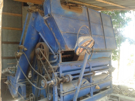 ขายรถนวดข้าวเกษตร 5 ฟุต