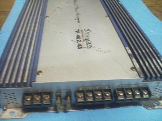 ขายแอมป์ติดรถยนต์ของD dragon 4แชลแนล