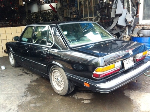 ขายด่วน ฺBMW520i  ติดแก๊สแล้ว(ไม่ไห้เลขทะเบียนนี้)