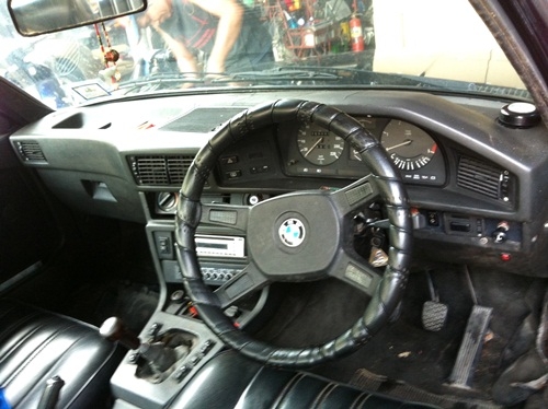 ขายด่วน ฺBMW520i  ติดแก๊สแล้ว(ไม่ไห้เลขทะเบียนนี้)