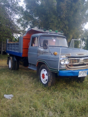 ขายรถดั้มหน้ายาว ISUZU เครื่อง6BD1 เกียร์ J รุ่น7เกียร์ถอย เฟืองท้ายฟูโซ 10ตัน