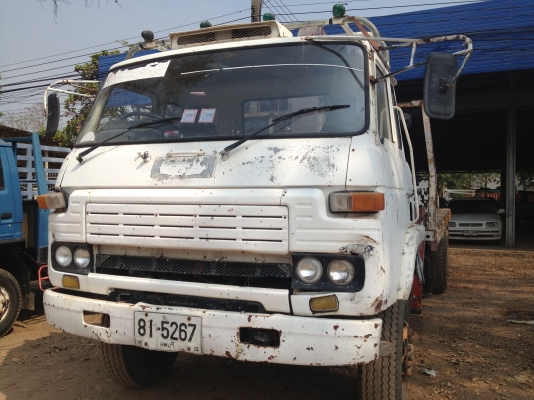 Nissan-ud-cw30m-2เพลาคัชซีสวยเครื่องดีเครน4ปอก4ตัน5เหลี่ยม