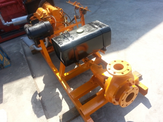 ขายเครื่องสูบน้ำแบบอัดแรง ขนาดเข้า 4นิ้ว ออก 3 นิ้ว