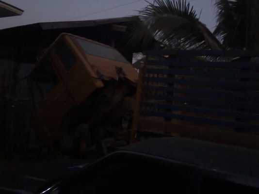 ขายรถบ้าน6ล้อ CM81F 160แรงม้า ช่วงล่างแน่น แซสซีแจ่มไร้ที่ติ เครื่องดี เอกสารครบพร้อมใช้พร้อมโอน