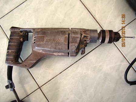 สว่านMakitaแท้ๆ 2ตัว ราคาถูกๆ สว่านMakitaแท้ๆ 2ตัว ราคาถูกๆ