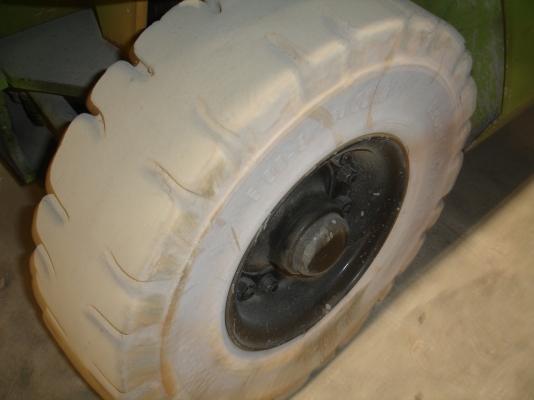 ขายฟอร์คลิฟต์ Mitsubishi รถปี 2001 รุ่น FD20 รถนอก นำเข้าจากญี่ปุ่น ขายถูกครับ