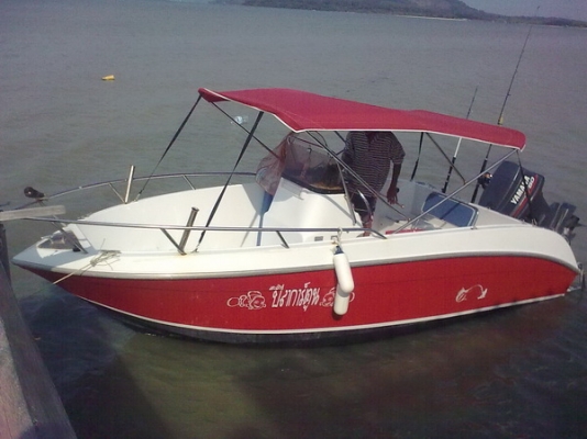 16ฟุต 80แรงครับ แดงๆปลากินดี