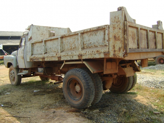 ขายรถ อีซูซุ หกล้อดัมพ์ เครื่อง DA 120 เฟืองท้ายใหญ่ อีซูซุ 200