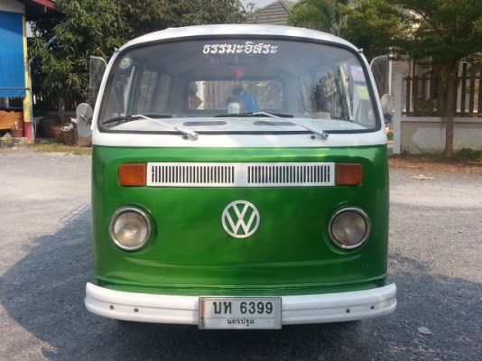 รถตู้โฟล์คแตงโม สีเขียว-ขาว