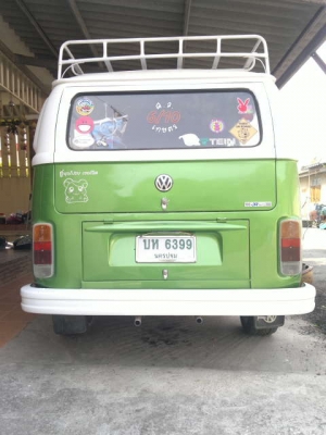 รถตู้โฟล์คแตงโม สีเขียว-ขาว