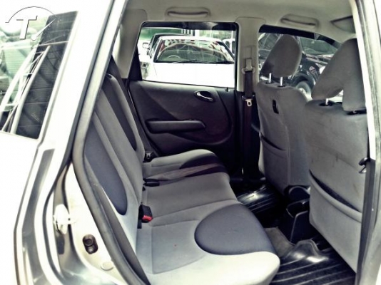 ฟรีดาวน์ HONDA JAZZ 1.5 ปี 2004 ABS/AIRBAGคู่ เป็นตัวTOP รถผู้หญิงใช้ มือเดียวจากป้ายแดง วิ่งน้อย เช ฟรีดาวน์ HONDA JAZZ 1.5 ปี 2004 ABS/AIRBAGคู่ เป็นตัวTOP รถผู้หญิงใช้ มือเดียวจากป้ายแดง วิ่งน้อย เช