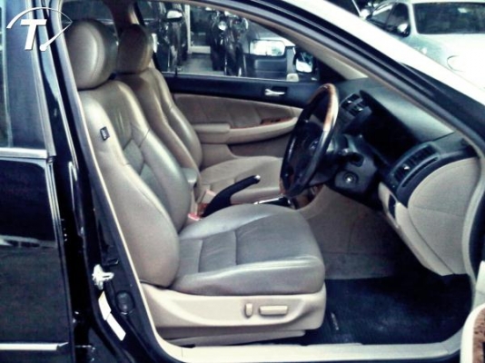 ฟรีดาวน์ ACCORD 3.0 V6 (ABS/AIRBAG/LEAT) ปี 2004 SUNROOF ตัว TOP รถผู้บริหาร วิ่งน้อย สภาพดีมากๆ ฟรีดาวน์ ACCORD 3.0 V6 (ABS/AIRBAG/LEAT) ปี 2004 SUNROOF ตัว TOP รถผู้บริหาร วิ่งน้อย สภาพดีมากๆ