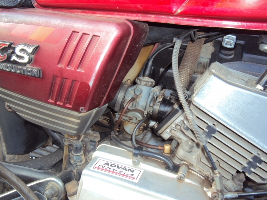 ขายยามาฮ่า รุ่น r x s 115 มีทะเบียน มีชุดโอน ภาษีเต็ม 56 เดิม สวยสนใจติดต่อสรกฤช 081-8478107