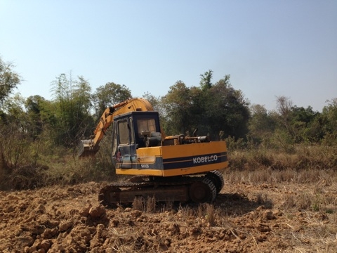 KOBELCO K035 SK-100 รถบอดี้สวยสภาพดีมากๆเครื่องเดิมปั๊มพ์เดิมไม่มีโหลดเลยทำงานเร็ว ภายในเก๋งแอร์เย็น บูมอาร์มไม่มีปะ เอวแน่นดี ช่วงล่างดีมากพร้อมทำงานได้เลยครับ เอกสารสัญญาซื้อขาย ราคาต่อรองได้ครับ