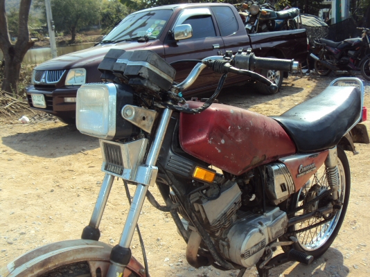 ขายยามาฮ่า รุ่น r x k 135lมีทะเบียน ชุดโอนสนใจติดต่อสรกฤช 081-8478107