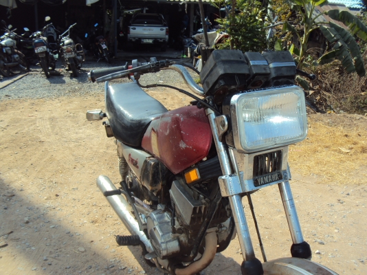 ขายยามาฮ่า รุ่น r x k 135lมีทะเบียน ชุดโอนสนใจติดต่อสรกฤช 081-8478107