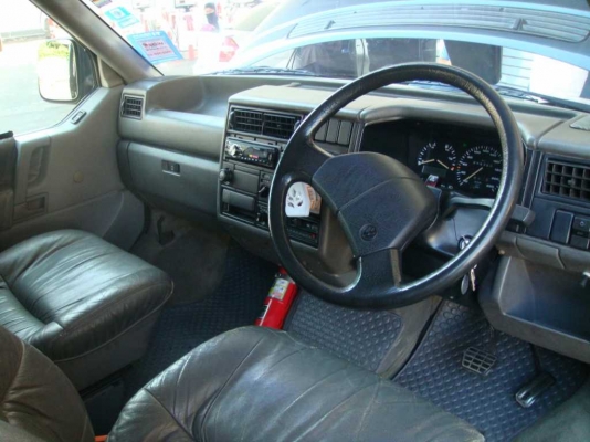 ขายรถตู้ VIP volk carawelle 2.5ปี96 auto หนังแท้ DVD TV ภาษี1,300บาท ขายรถตู้ VIP volk carawelle 2.5ปี96 auto หนังแท้ DVD TV ภาษี1,300บาท