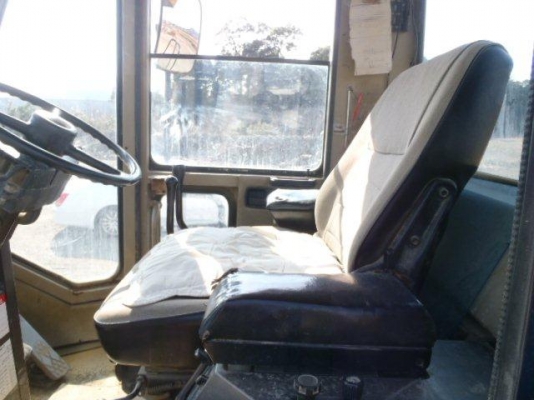 รถตักสภาพสวย KOMATSU WA200-1 Serial 30378 สต็อคใหม่จากญี่ปุ่น ถึงไทยเร็ว ๆ นี้ครับ ขายไม่แพงครับ