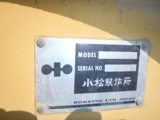 รถตักสภาพสวย KOMATSU WA200-1 Serial 30378 สต็อคใหม่จากญี่ปุ่น ถึงไทยเร็ว ๆ นี้ครับ ขายไม่แพงครับ