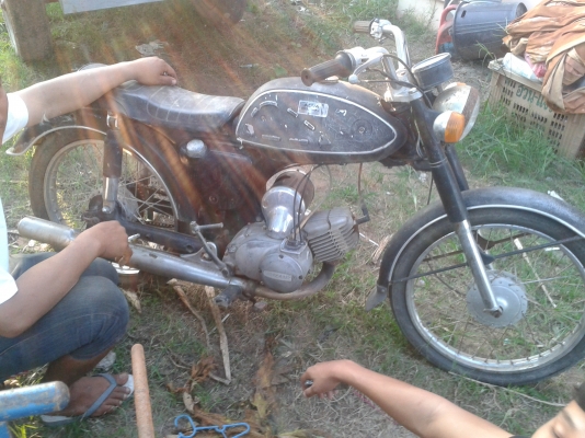ต้องการขาย  a 100 ซักคันคับ