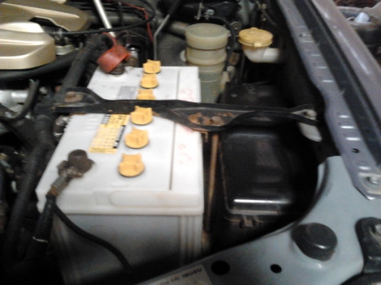 ISUZU D-MAX RODEO LS 3.0 MT 4WD ปี 2003 รถบ้านเดิมๆบางๆทั้งคัน ไม่เคยมีอุบัติเหตุ เครื่องดีไม่มีเยิ้ม ภายในสวยครบพร้อม ระบบขับเคลื่อนสี่ล้อใช้งานได้ดีไม่มีปัญหาเลย ช่วงล่างแน่น ยางสภาพดีพร้อมใช้งานได้เลย เอกสารทะเบียนภาษีครบพร้อมโอน ราคาต่อรองได้ครับ