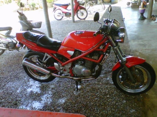 SuSuki บรรดิษ400