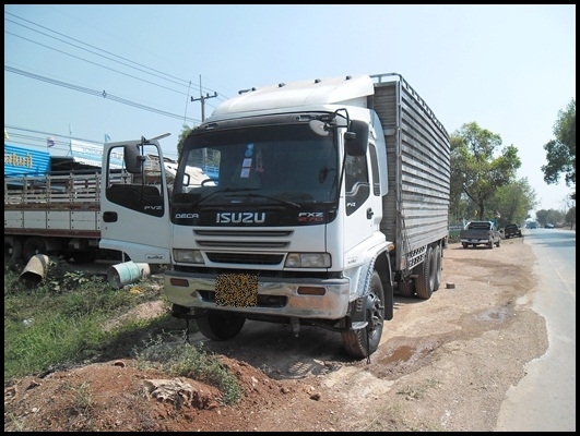 สิบล้อเดกก้า 195 แรง 2เพลาไม่ดั้ม