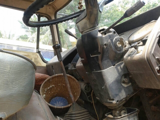 ขายเทนเลอร์ 10 ล้อ 2 เพลา ไม่มีเล่มทะเบียนราคาถูก คัสซีรถเรียว เครื่องแดวู 320 แรงม้า มีใบคุมเครื่อง ช่วงล่างใหญ่ของ ROCKY 240 วางหัว SUMO227 เบรคทิฟฟี่  เพาวเวอร์ ราคาต่อรองได้ครับ