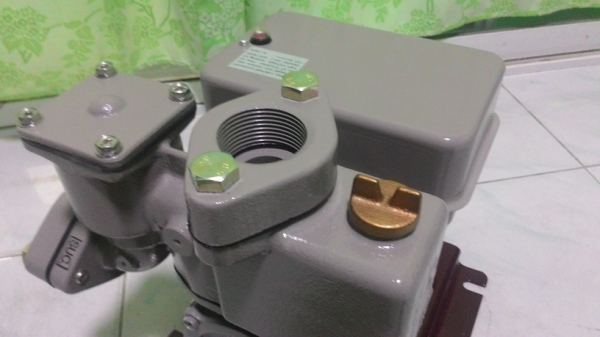 ปั๊มน้ำ MAKITA รุ่น CR38A มอเตอร์ 400w ครึ่งแรงม้า ใช้ไฟ 220v พร้อมใช้งานครับ