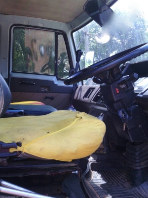 รถอีซูซุ 6 ล้อดั้ม FSR เปลื่ยนเครื่อง 165 แรงม้า. สนใจติดต่อ 081 - 6079515 รถอีซูซุ 6 ล้อดั้ม FSR เปลื่ยนเครื่อง 165 แรงม้า. สนใจติดต่อ 081 - 6079515