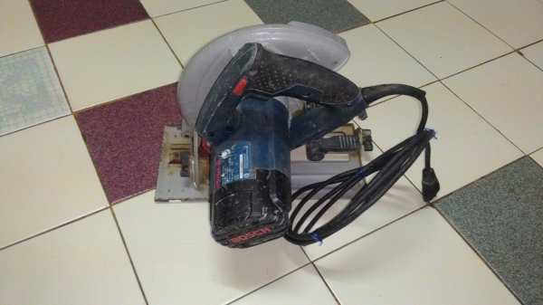 ขายเลื่อยวงเดือนขนาดใบ7นิ้วยี่ห้อBoschรุ่นGSK190พร้อมใช้งานครับ ขายเลื่อยวงเดือนขนาดใบ7นิ้วยี่ห้อBoschรุ่นGSK190พร้อมใช้งานครับ