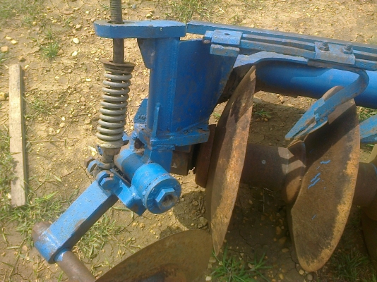 ขายหางไถ  7จานของCMT  ตามสภาพราคาเบาๆสนใจโทร0810076640