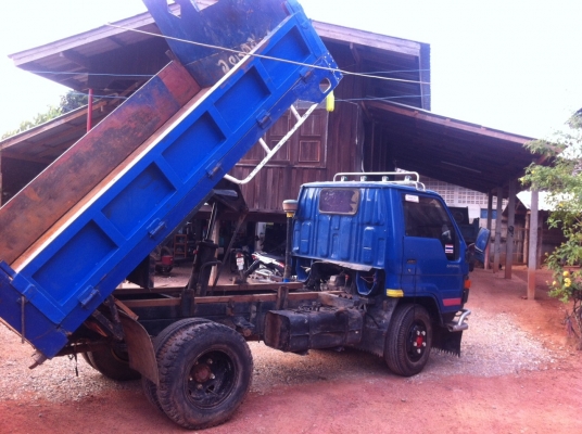 ขาย 6 ล้อดั้มเล็ก TOYOTA BU เครื่อง 14B