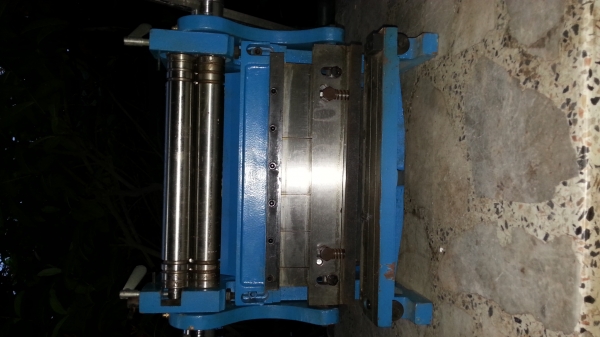 ขายเครื่อง ตัด พับ ม้วน ในตัวเดียวกัน ขนาด 12นิ้ว สภาพใหม่ 7,500