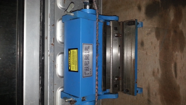 ขายเครื่อง ตัด พับ ม้วน ในตัวเดียวกัน ขนาด 12นิ้ว สภาพใหม่ 7,500