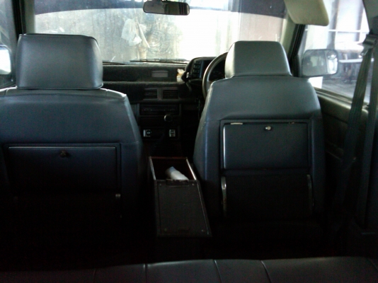 ขาย รถแวน isuzu สีทองราคาถูกๆ เหมาะสำหรับค้าขาย ขาย รถแวน isuzu สีทองราคาถูกๆ เหมาะสำหรับค้าขาย