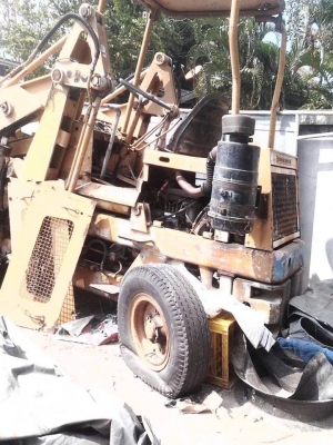 ขายรถตัก SD 20 รุ่น 5 ใช้งานปกติครับ ติดต่อเบอร์นี้นะครับ 091-0065391 ขายรถตัก SD 20 รุ่น 5 ใช้งานปกติครับ ติดต่อเบอร์นี้นะครับ 091-0065391