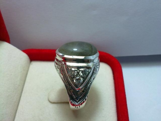 แหวนเงินพลอยลาบราดอไรท์