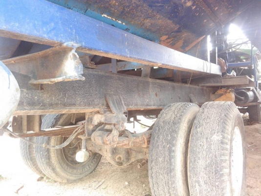 ขายรถสีข้าวหกฟุตจัมโบ้รถหกล้อเครื่องหกสูบเครื่องดีเบรคดีพร้อมใช้งานขายถูกๆ65,000บาท