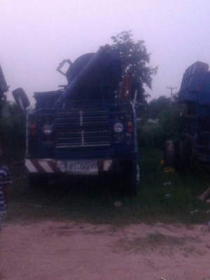 ขายรถสีข้าวหกฟุตจัมโบ้รถหกล้อเครื่องหกสูบเครื่องดีเบรคดีพร้อมใช้งานขายถูกๆ65,000บาท