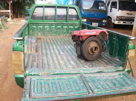 กระบะพร้อมใช้งาน  รถบางทั้งคัน พร้อมโอนครับ